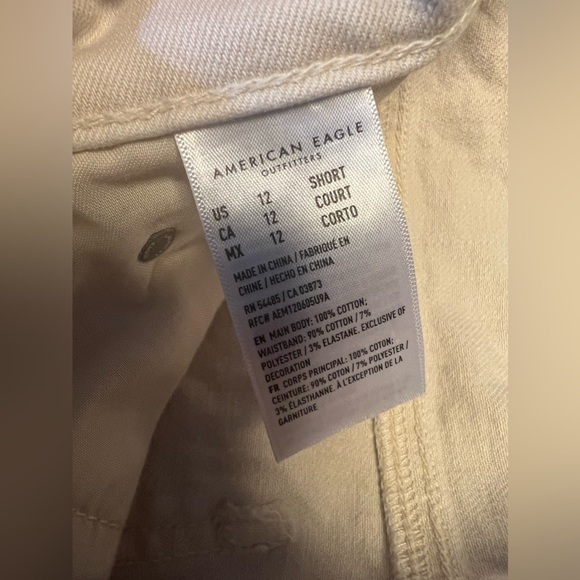American Eagle AE Khaki Mom Jeans Straight Mid Rise Size 12 Short Never Worn - Picture 5 of 8